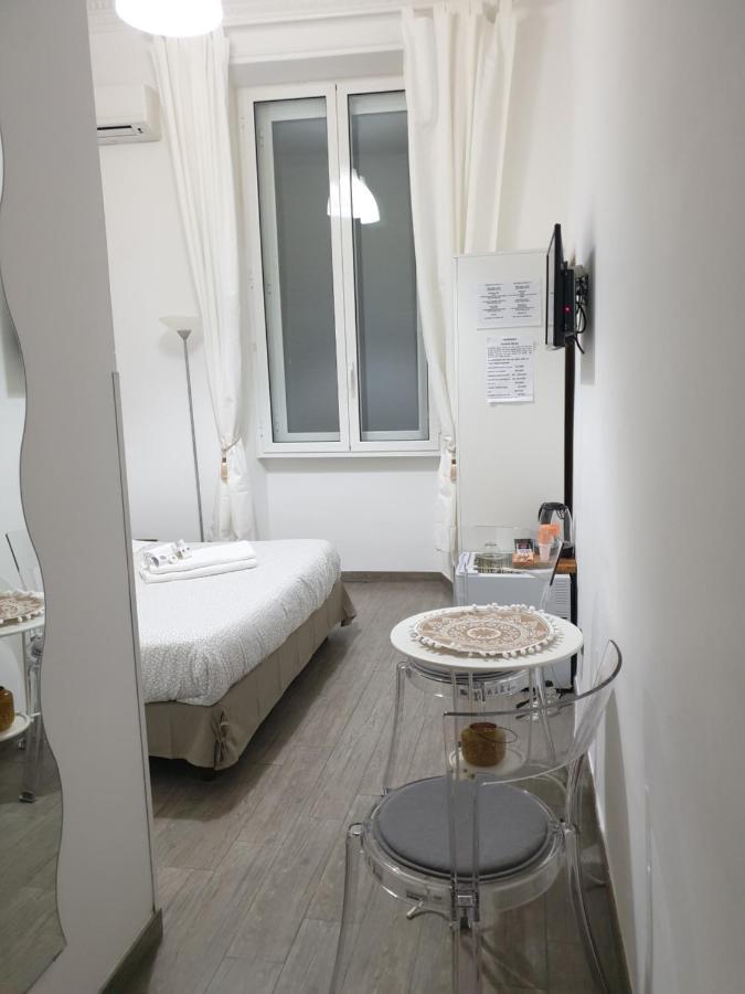 Hotel Domus 78 Roma Esterno foto